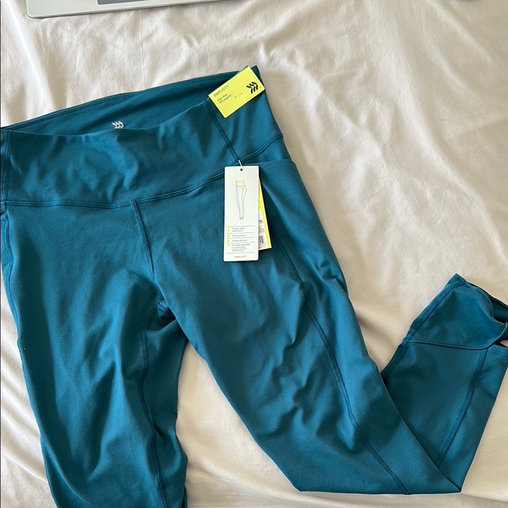 Blue Athletic Leggings with Wide Waistband and Full-Length Fit